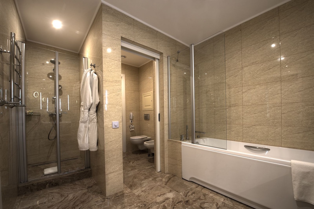 Luxury Double Room photo 3