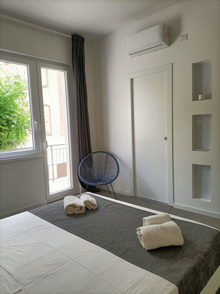 Double Room, Terrace, City View photo 3
