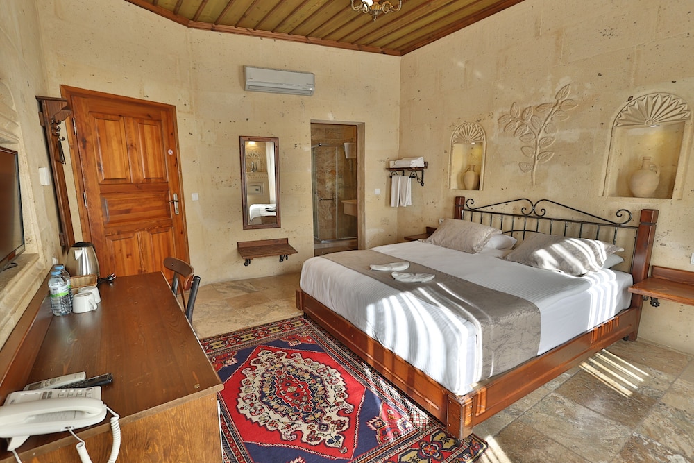 Deluxe Room, Courtyard Area photo 3