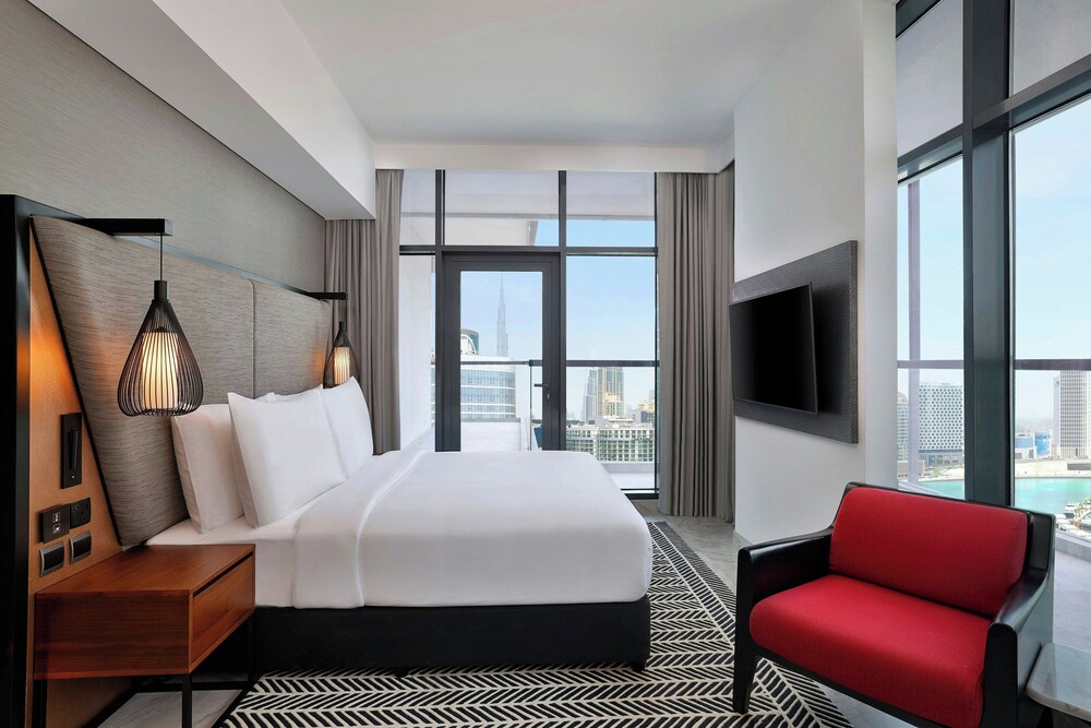 Premier King Room with Balcony photo 2