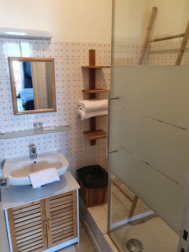 Comfort Room, Non Smoking photo 2