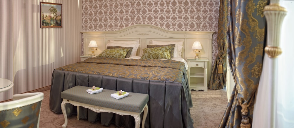 Standard Double Room - Photo 3