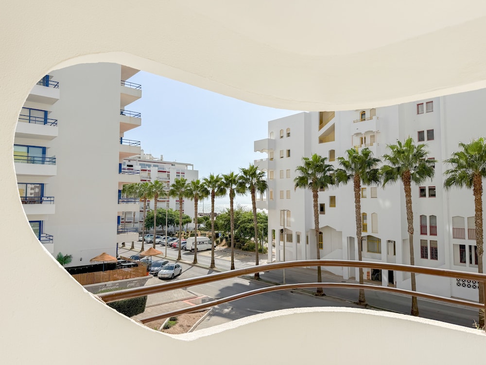 Superior Room, 1 Bedroom - Photo 2