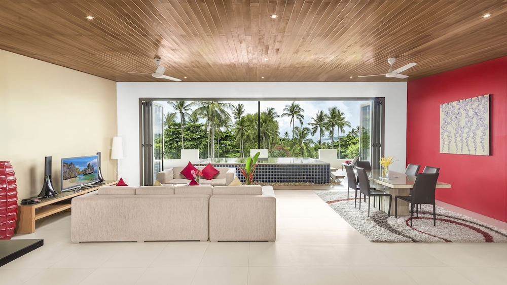 Two Bedroom Private Pool Penthouse - Photo 8