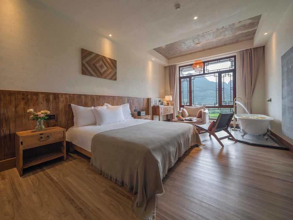 Deluxe Double Room, Mountain View photo 2