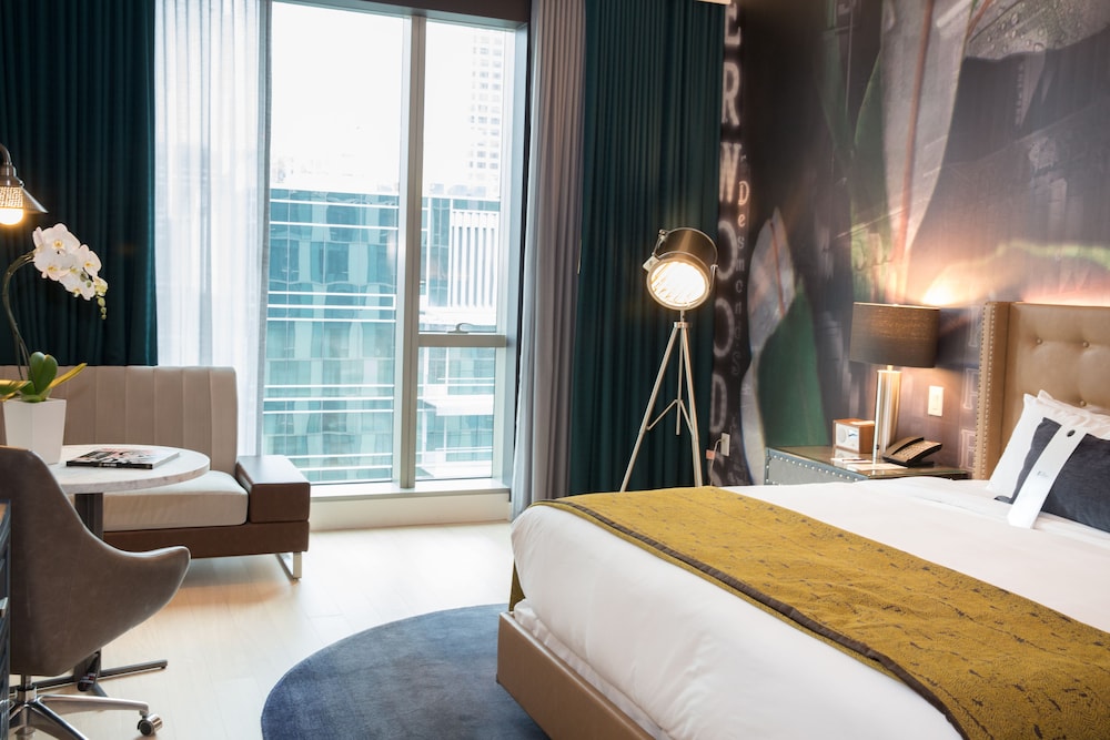 Premium Room, 1 King Bed, Accessible, City View - Photo 7