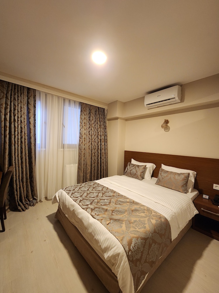 Standard Suite photo 2