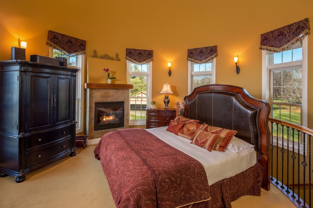 Turret Suite