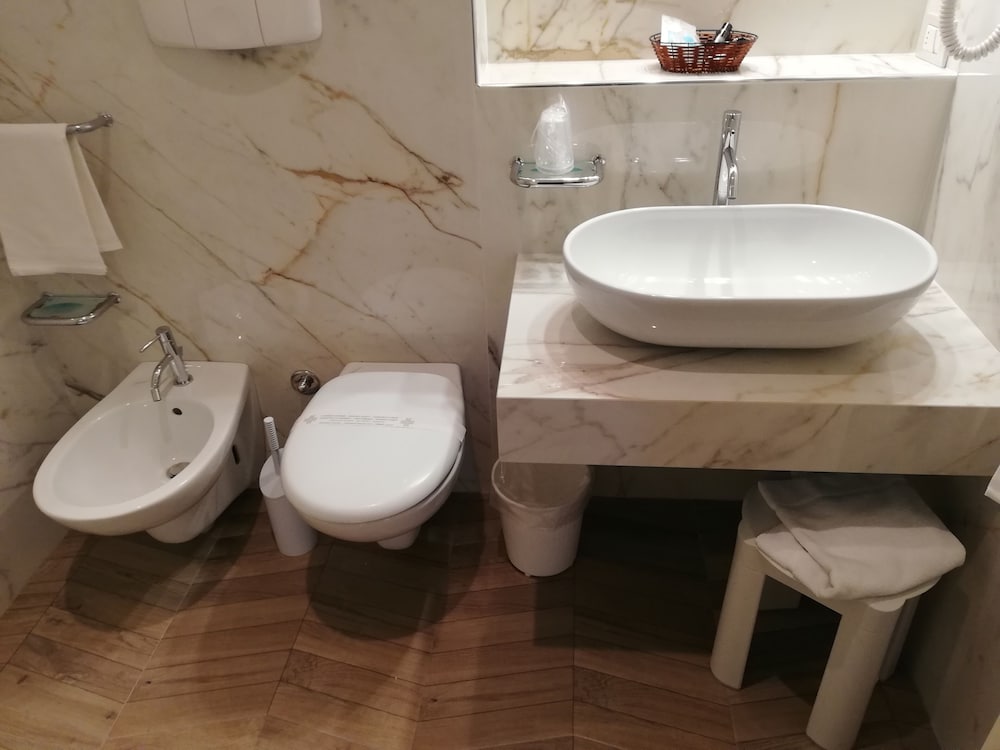 Comfort Double or Twin Room - Photo 8