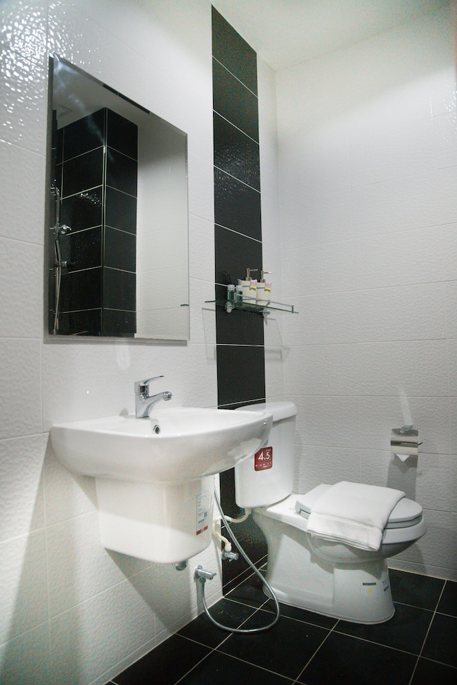 Standard Double Room photo 2