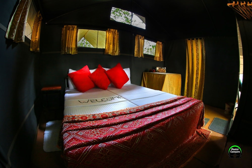 Classic Tent, 1 Double Bed, Lake View photo 3