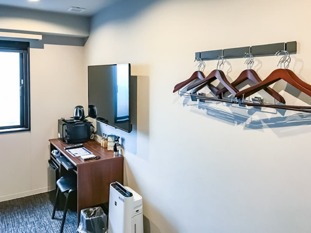 Twin Room, Non Smoking - Photo 3
