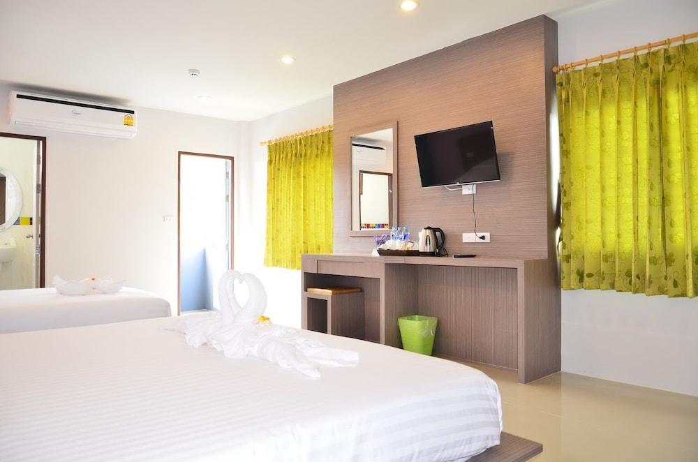 Deluxe Triple Room, Mountain View photo 1