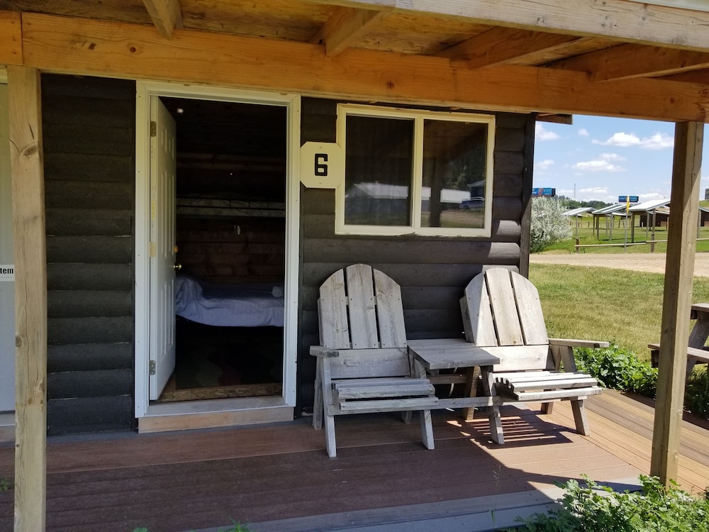 Cabin photo 2