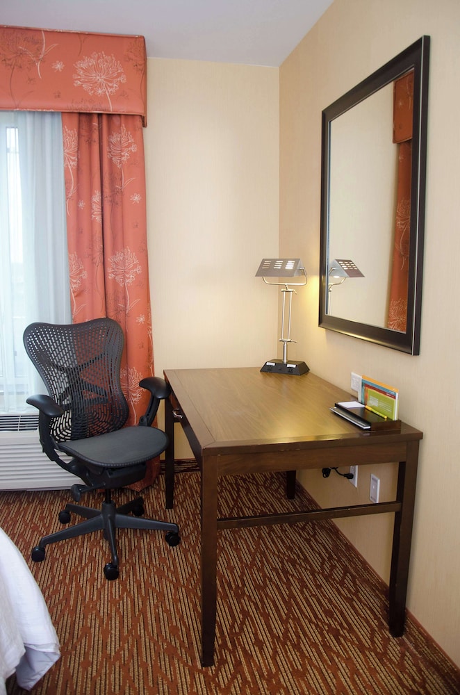 Room, 2 Queen Beds, Accessible (Hearing) photo 1
