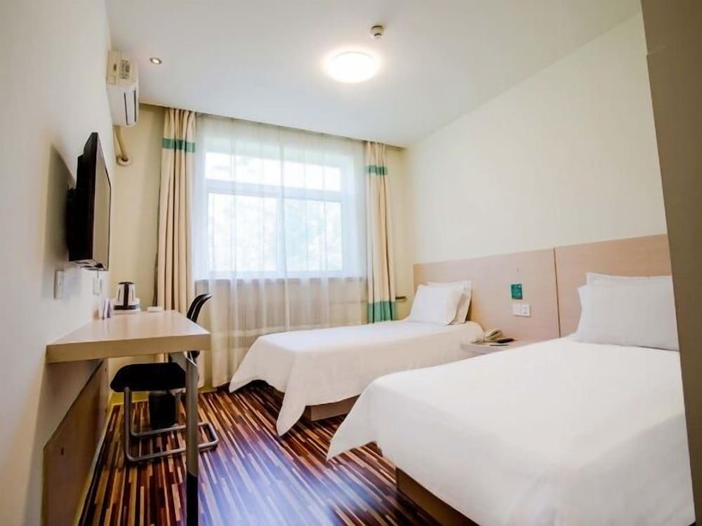 Double Room (B) photo 1