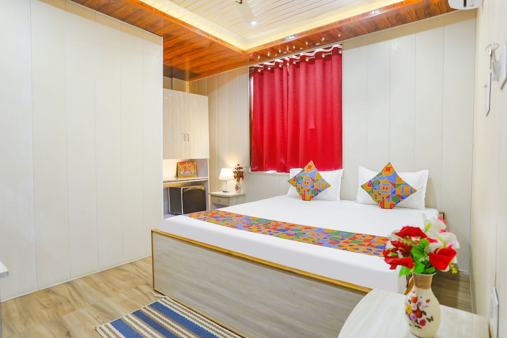 Deluxe Room - Photo 4