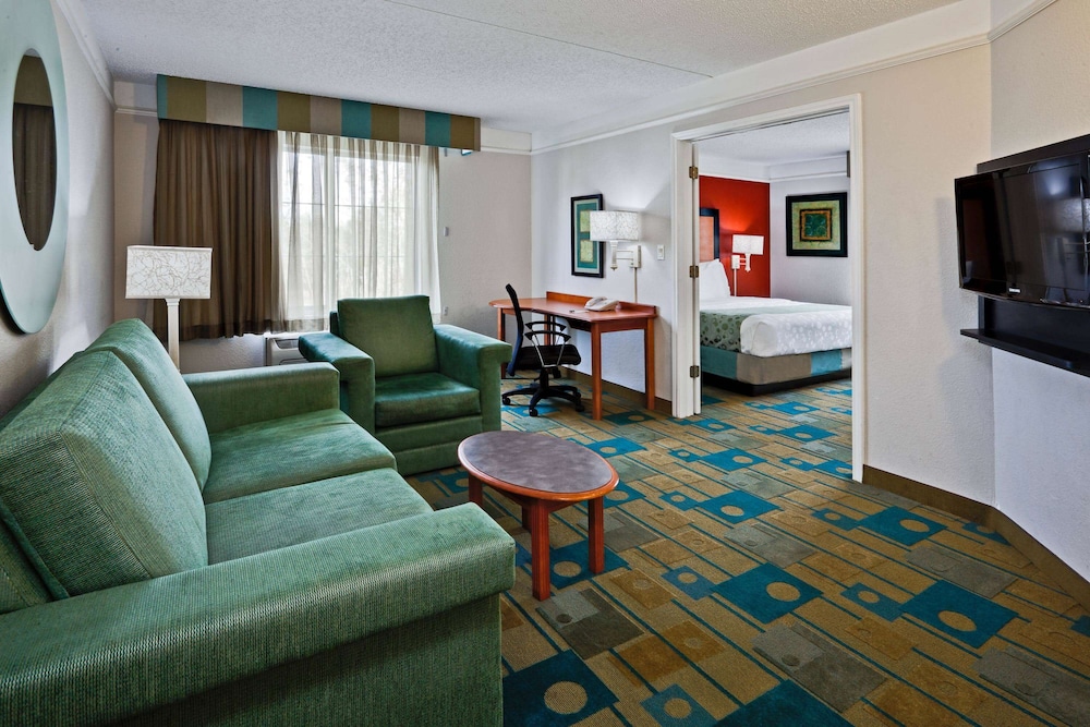 Suite, 1 Bedroom, Non Smoking (1 King Bed)