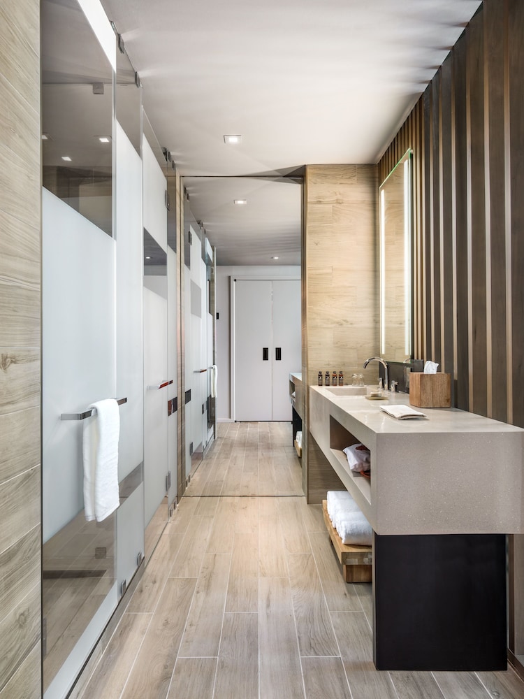 Urban Double, 2 Double Beds - Photo 6