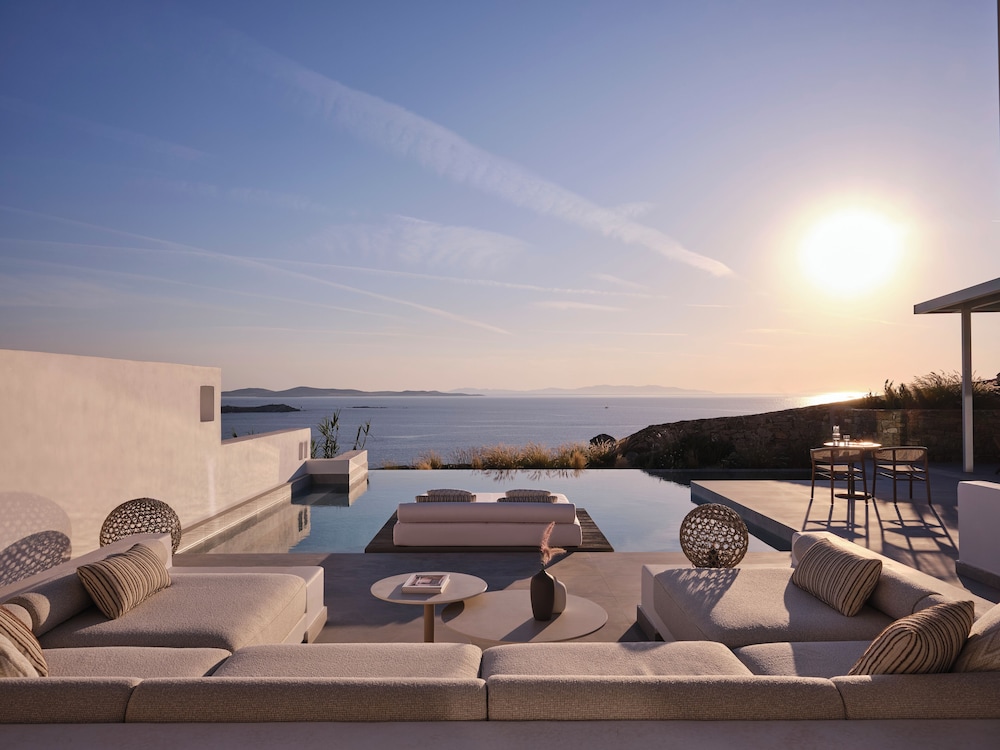 OMEGA 2 Bedrooms Residence with Private Pool & Sea View - Photo 8