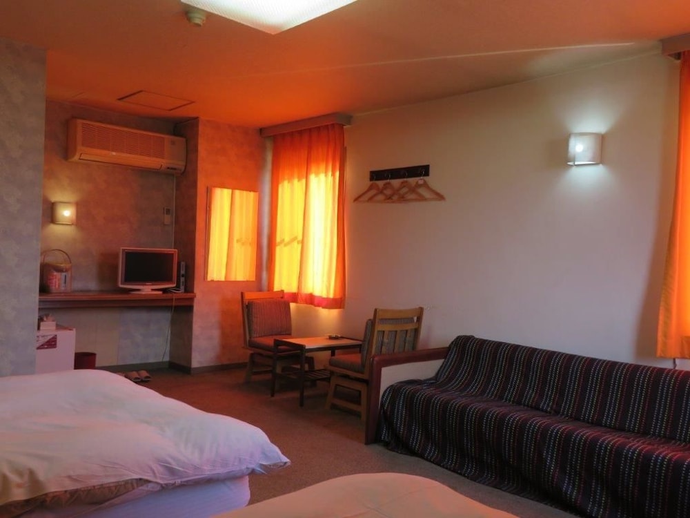 Standard Twin Room Main Building A2, Smoking photo 1