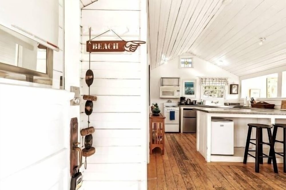 House, 1 Bedroom photo 2