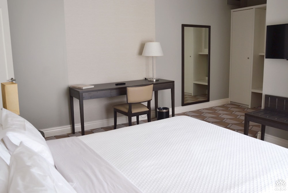 Superior Double or Twin Room - Photo 37