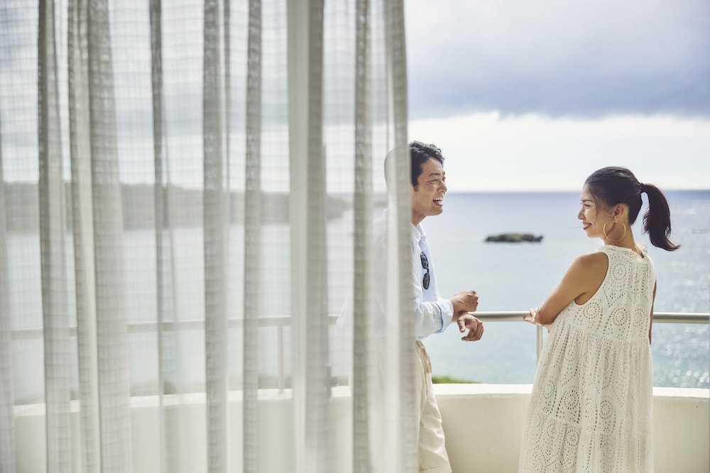 Classic Room, 2 Twin Beds, Club Lounge Access, Ocean View (Private Terrace) - Photo 7