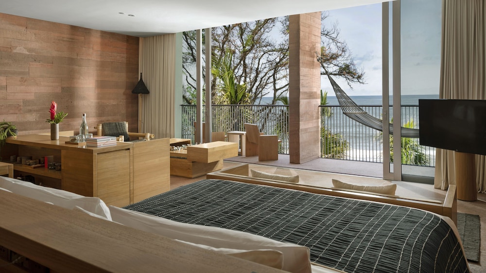 Oceanfront Studio - Photo 1