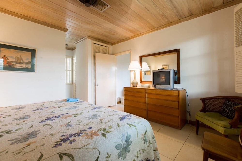 Condo, 2 Bedrooms, Garden Area photo 2
