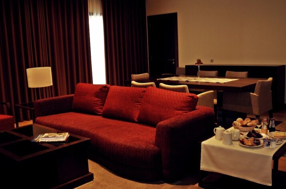 Studio Suite photo 2