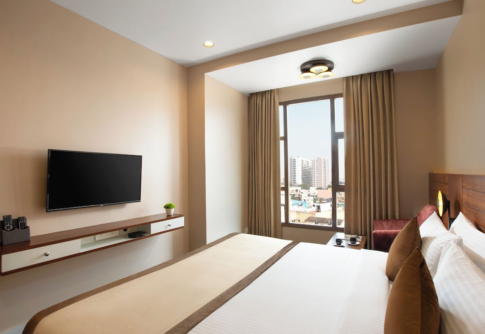 Premium Double Room, Non Smoking, Private Bathroom - Photo 3