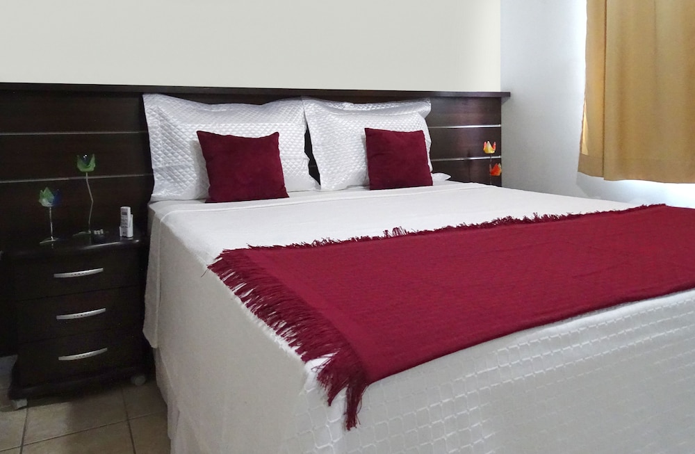Luxury Double Room, 1 Bedroom, Lanai, City View photo 3