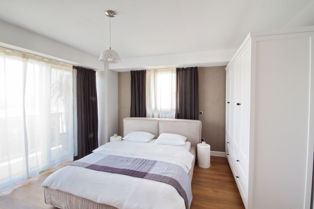 Deluxe Apartment, 2 Bedrooms, Sea View photo 1