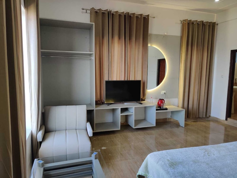 Family Suite photo 2