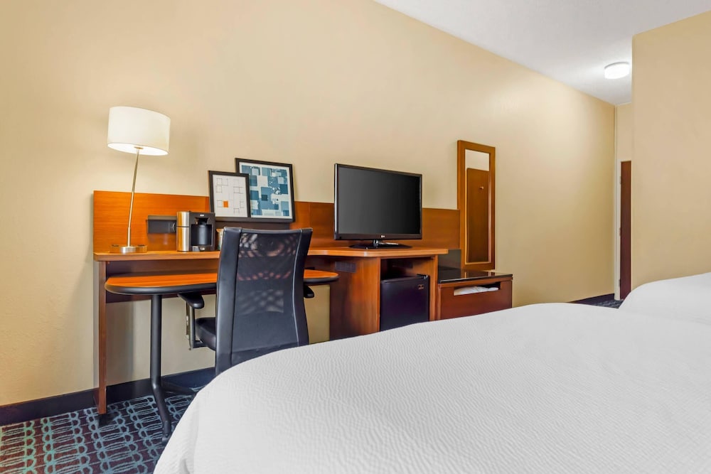 Room, 2 Queen Beds, Non Smoking photo 2