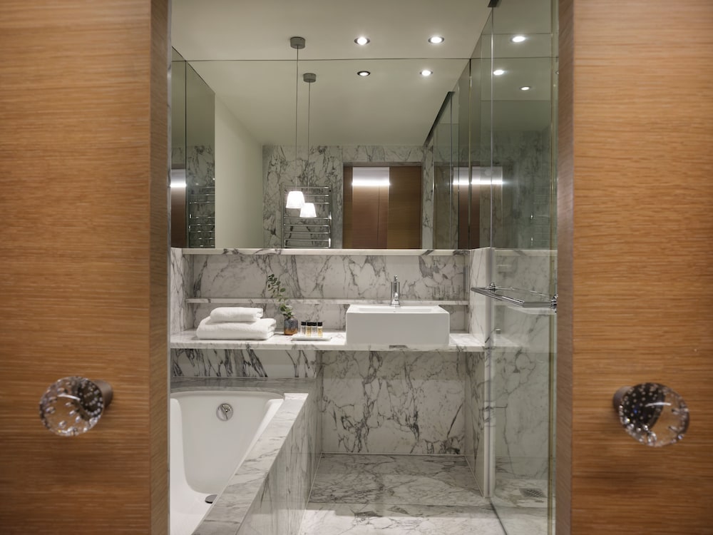 Superior Room with private pool photo 2