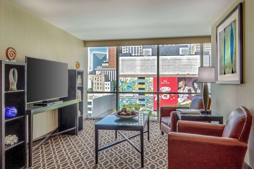 Suite, 2 Queen Beds, Non Smoking, Corner - Photo 3