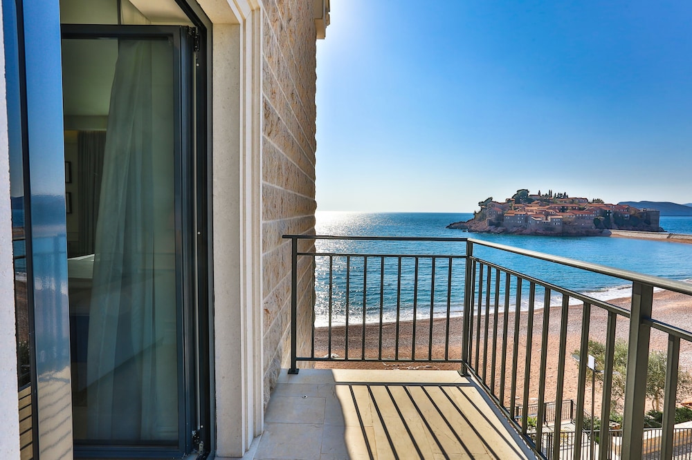 Deluxe Double Room, Sea View - Photo 19
