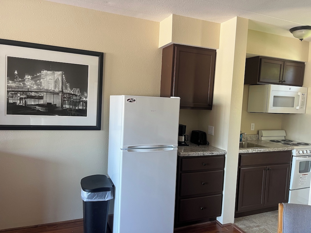 Superior Double Room, 2 Queen Beds photo 2