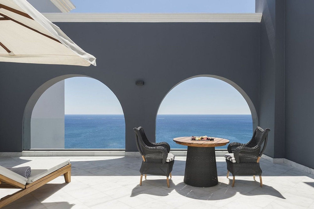 Presidential Suite, Sea View thumbnail 6