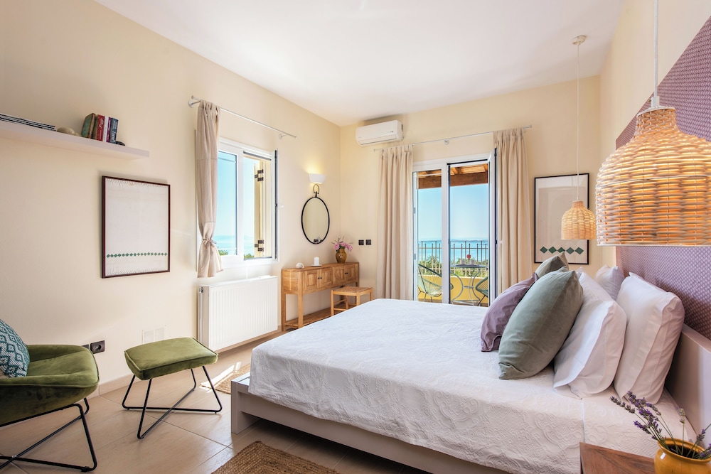 House, 2 Bedrooms, Sea View
