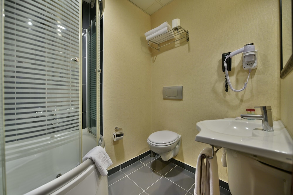 Standard Room, 1 Bedroom photo 2