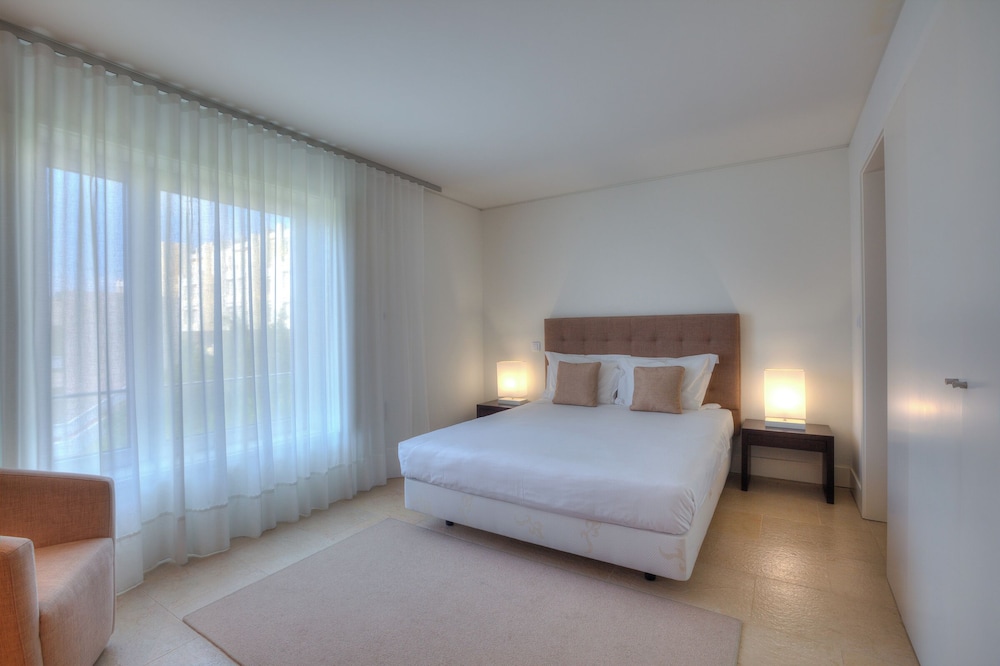 One-Bedroom Apartment with Extra bed