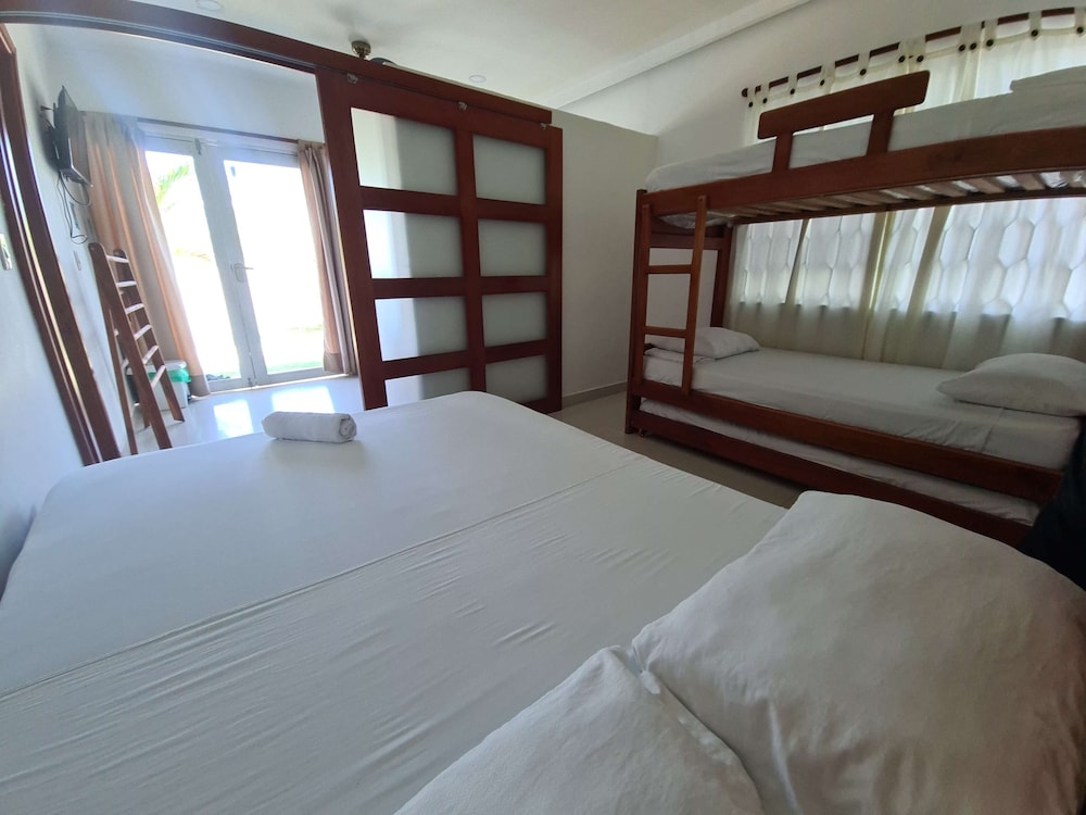 Family Suite - Photo 8