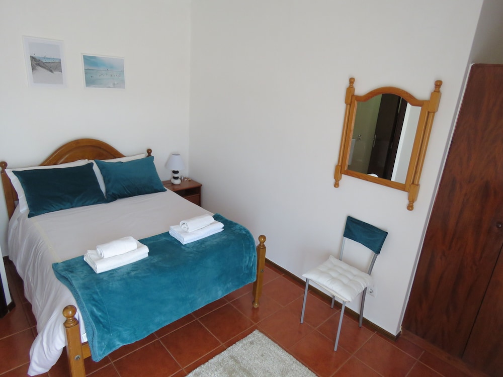 Double or Twin Room, Private Bathroom photo 3