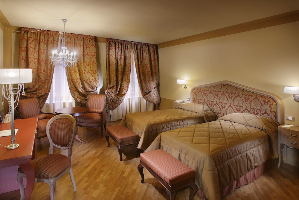 Superior Double Room - Photo 1