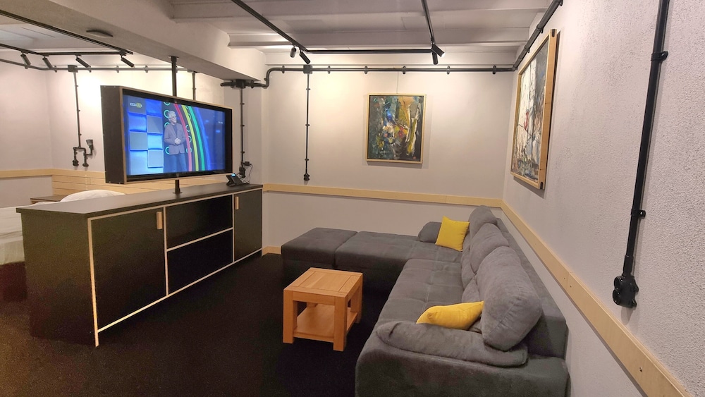 Family Studio Suite
