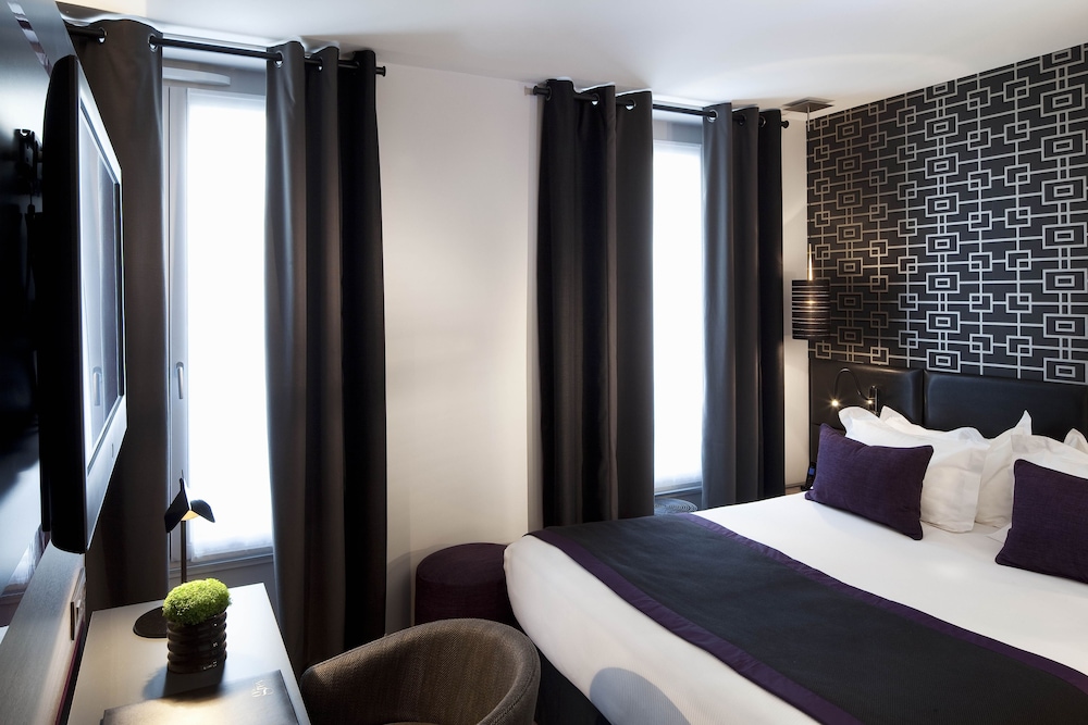 Superior Double or Twin Room photo 1