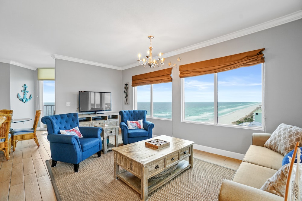 Condo, 2 Bedrooms, Ocean View (1300)